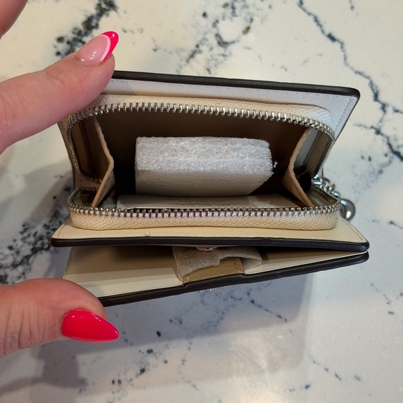 NWT Coach Snap Wallet with Cherry Print in Chalk Silver - Picture 5 of 6